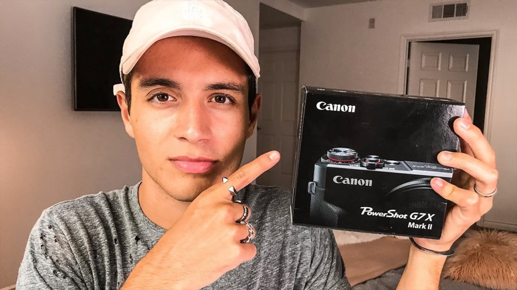What Camera Does Famous Vloggers, Jess & Gabriel Conte Use?