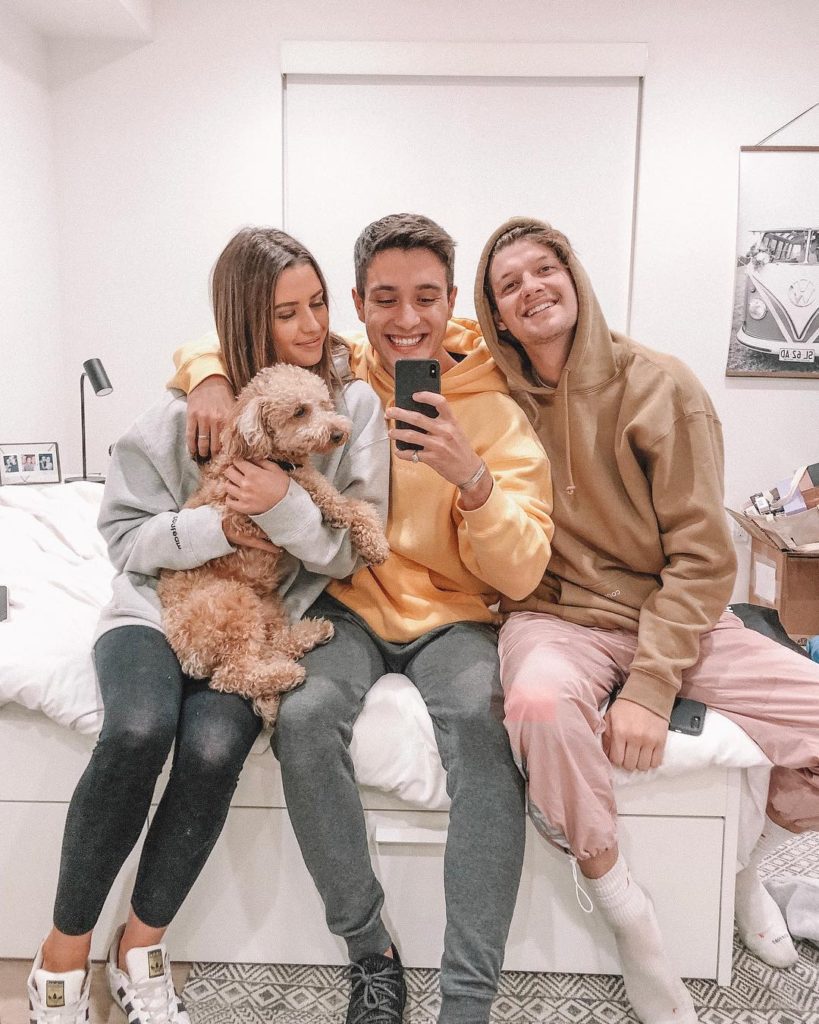 Gabriel and Jess Conte Reunite with Australian Friend, Jacko Brazier for “Guess The Song” Challenge