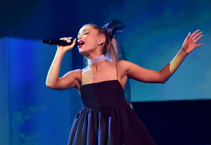 Ariana Grande's red lipstick at the BBMAs