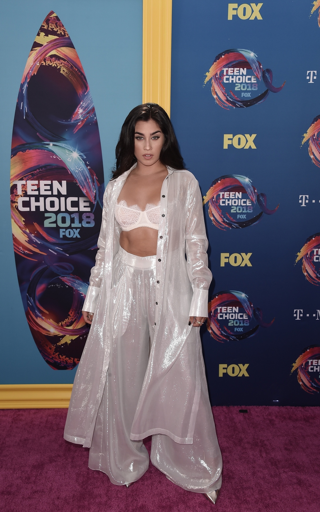 Lauren Jauregui at Teen Choice Awards 2018