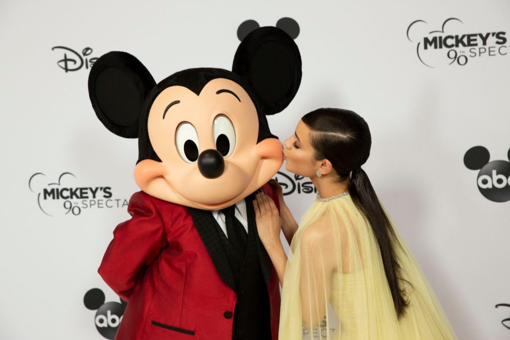 Sofia Carson, Sarah Hyland, & Kristen Bell Celebrate Mickey’s 90th Spectacular – See Photos!