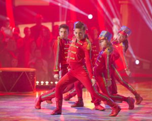 SAGE ROSEN, MACKENZIE ZIEGLER HOLIDAY DANCE ON DWTS JUNIORS FINALE