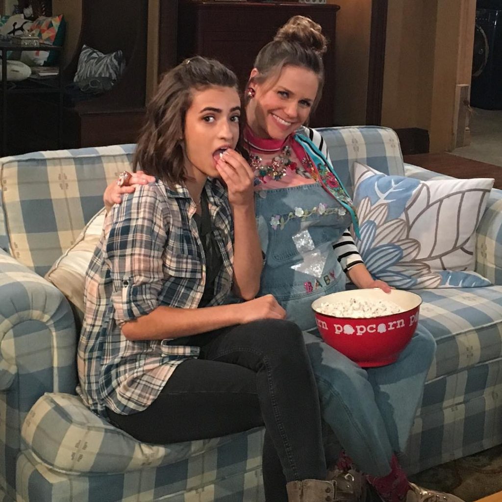Soni Nicole Bringas, Andrea Barber, Fuller House,