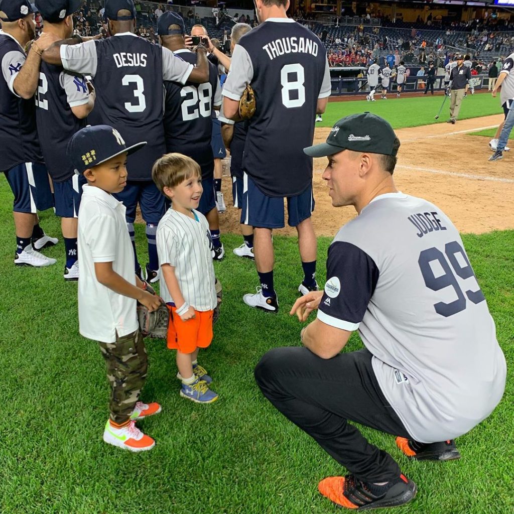 Aaron Judge meets Derek Jeter's nephew Jalen.