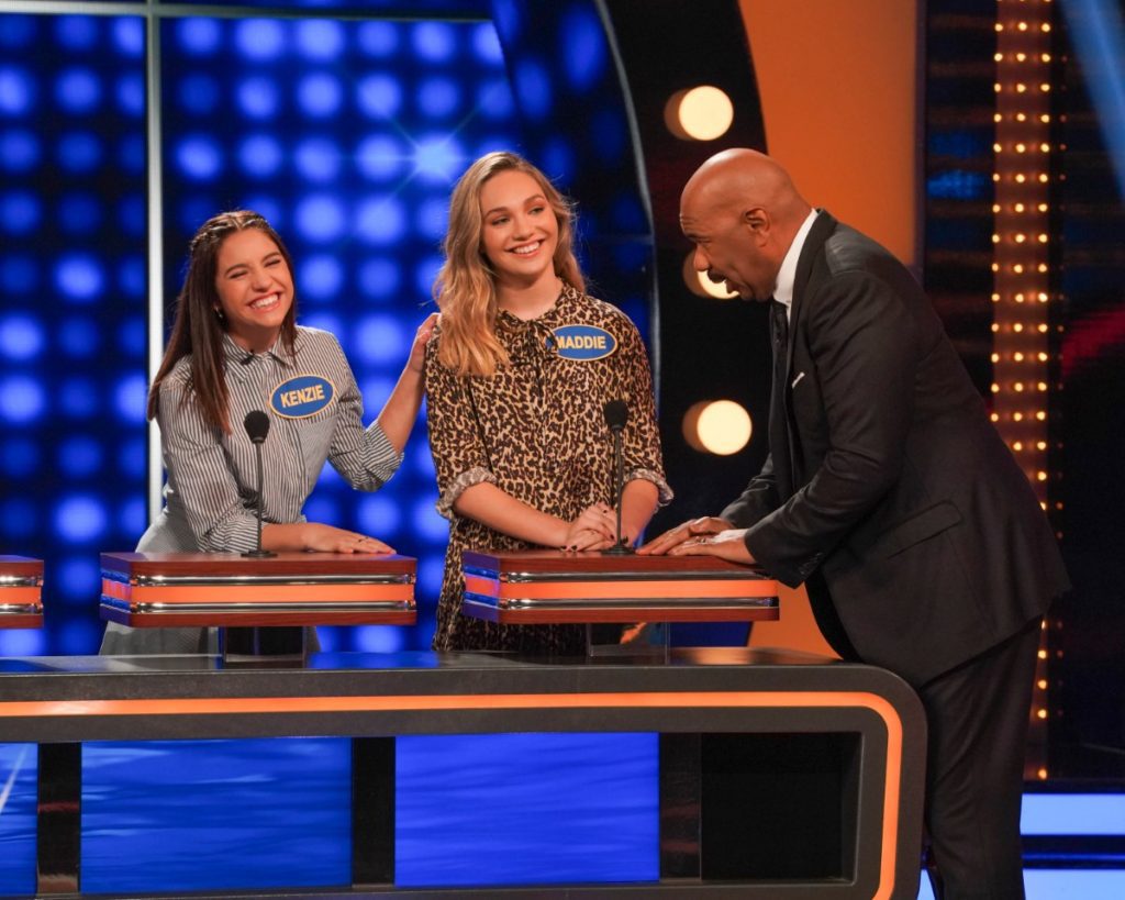 Maddie and Mackenzie Ziegler on Celebrity Family Feud