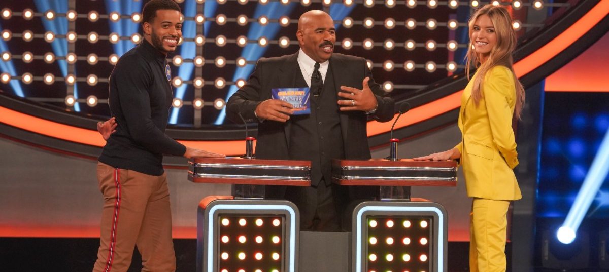 ERIC BIGGER, STEVE HARVEY, MARTHA HUNT ON CELEBRITY FAMILY FEUD 2019