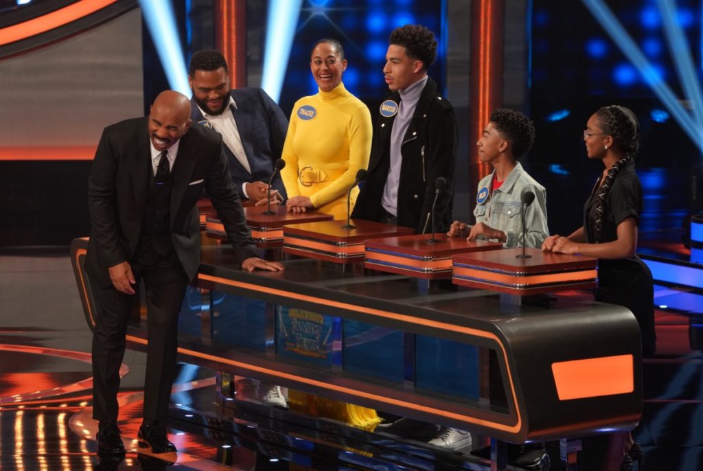 Cast from 'Black-ish' on Celebrity Family Feud 2019