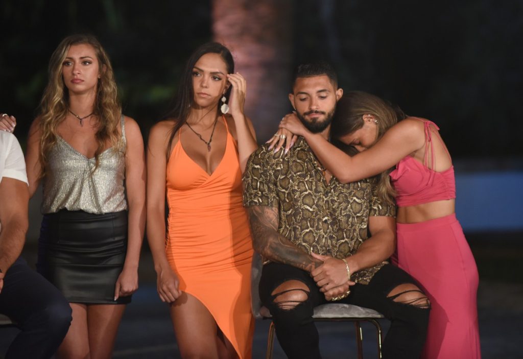 Carlos Chooses Kaitlin at the 'Paradise Hotel' elimination ceremony