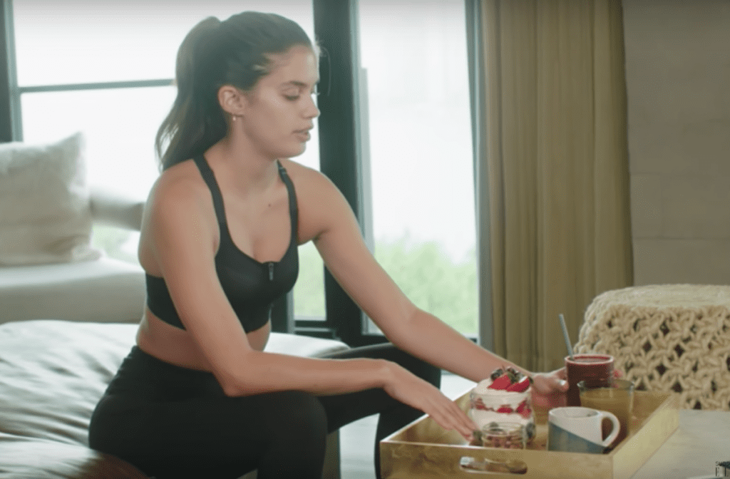 Sara Sampaio food