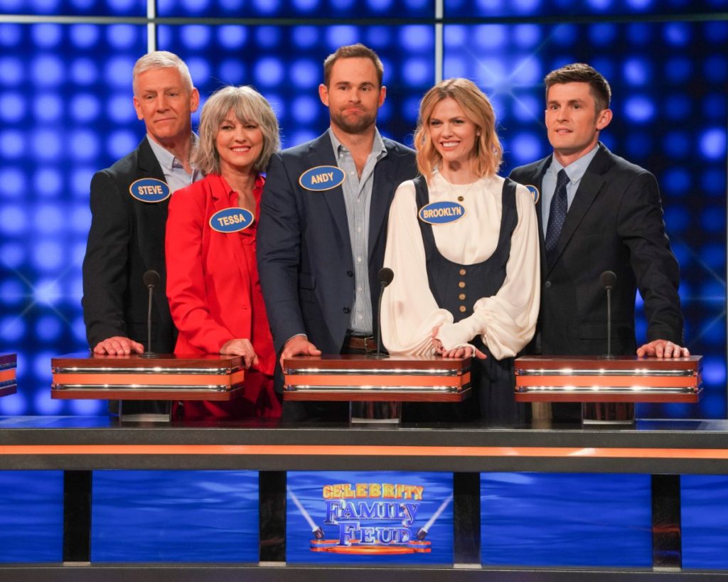 Brooklyn Decker's Team on 'Celebrity Family Feud'