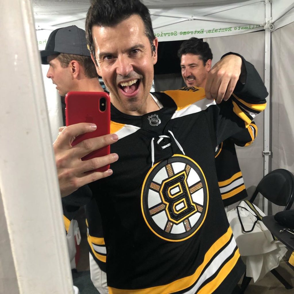 Jordan Knight backstage at NKOTB concert