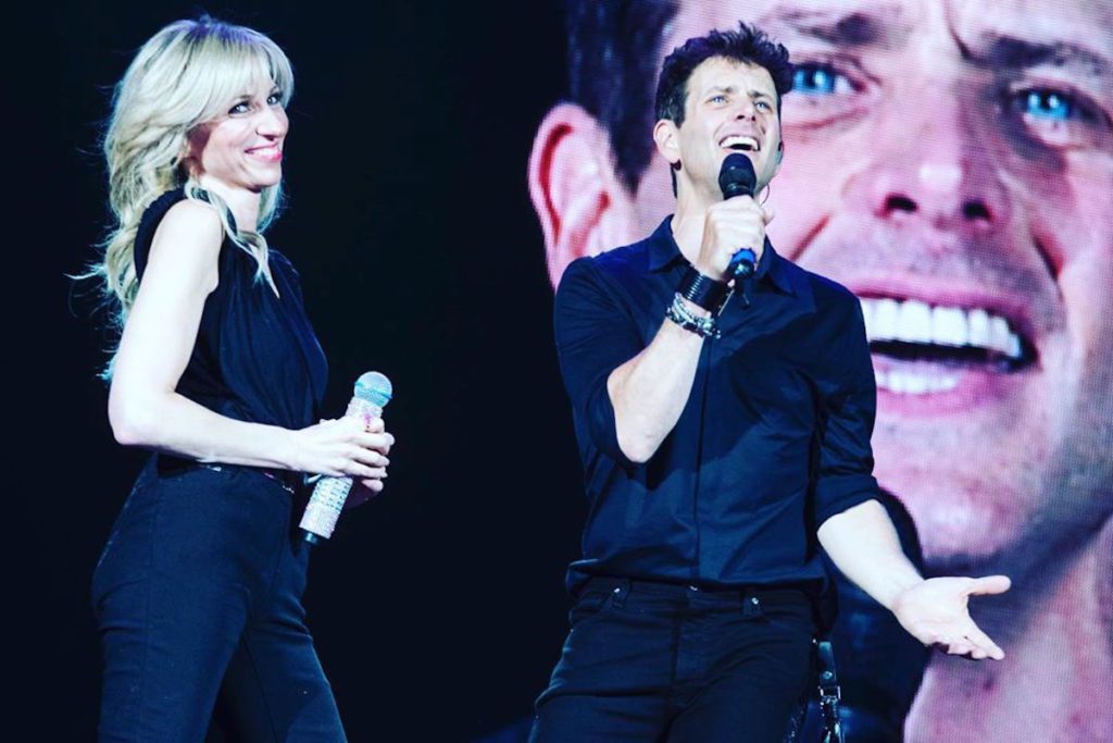 DEBBIE GIBSON AND JOEY MCINTYRE, NKOTB MIXTAPE TOUR