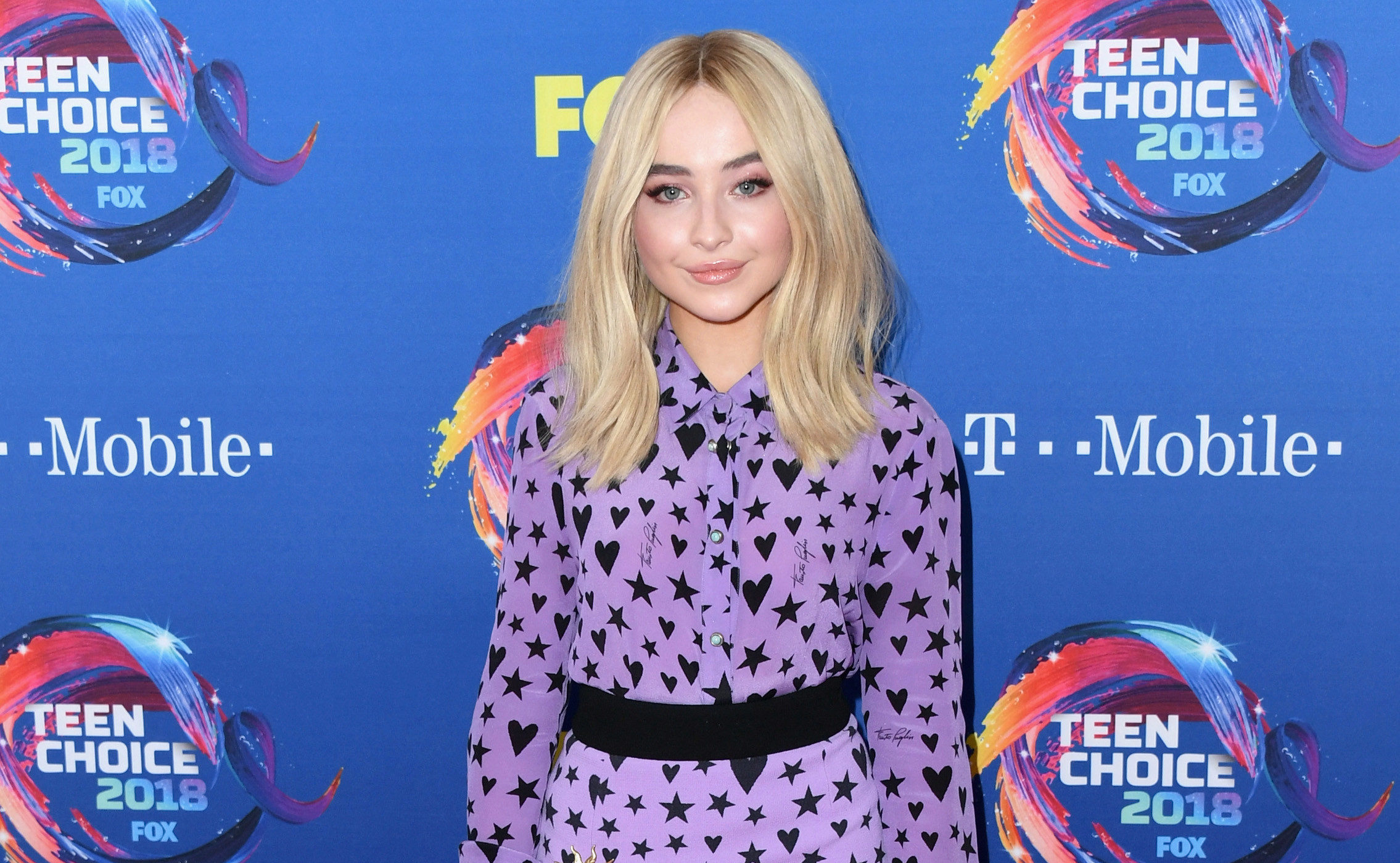 FOX's Teen Choice Awards 2018 Sabrina Carpenter Beauty Routine