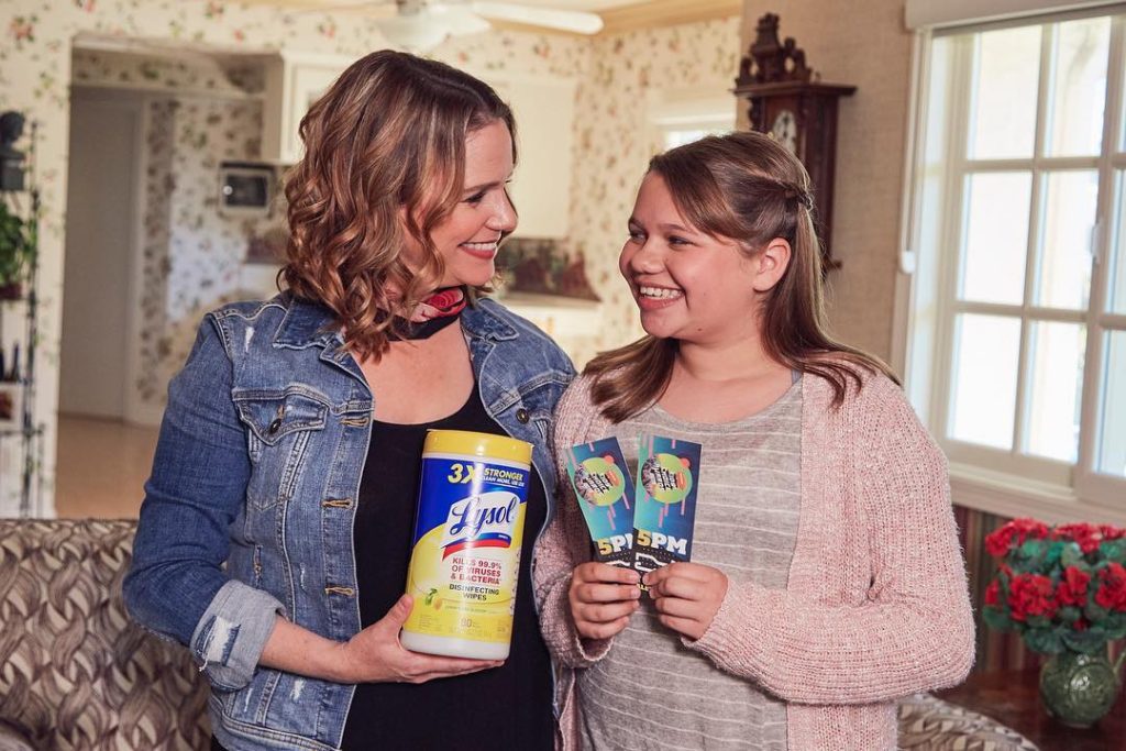 Andrea Barber in a Lysol ad with her daughter Felicity.