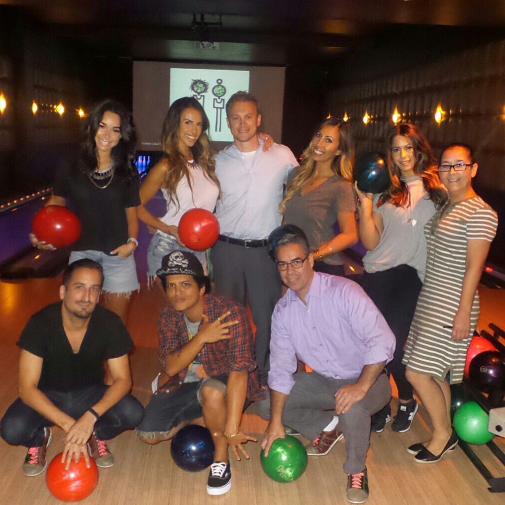 Jessica Caban, parents, friends and boyfriend Bruno Mars bowling