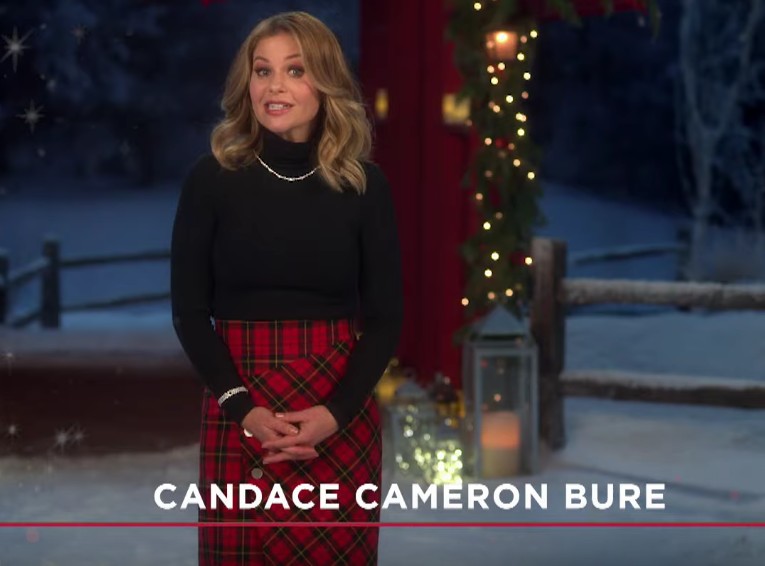 Candace Cameron Bure's plaid skirt from Hallmark Channel commercial