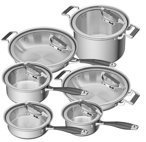 Candace Cameron's cookware