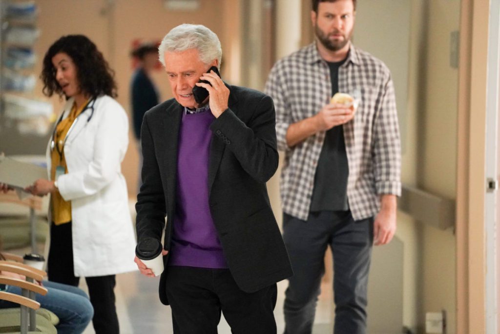 Regis Philbin on Single Parents guest role photo