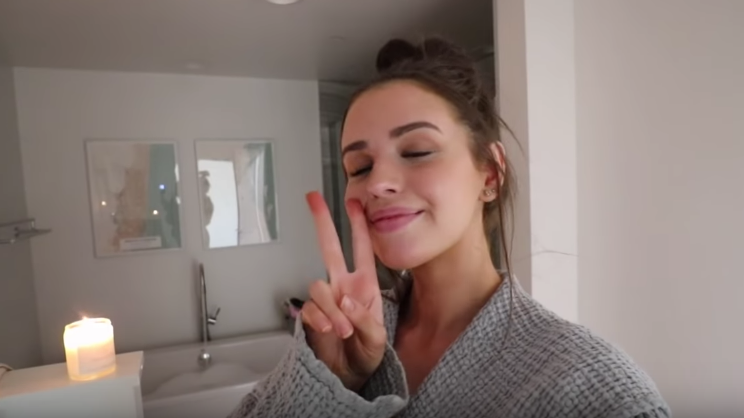 Jess Conte Creates an At Home Spa and Pamper Day and It’s Amazing!
