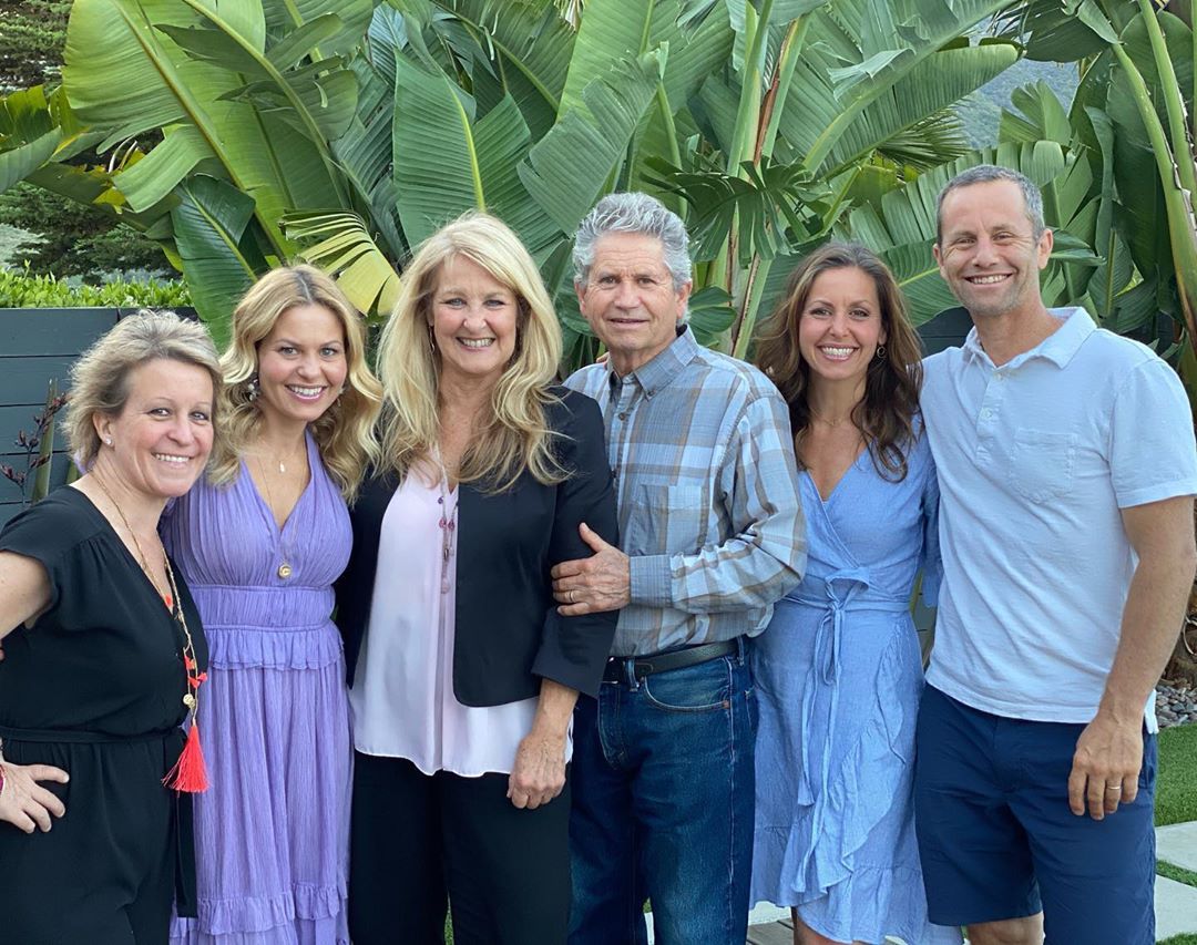 Candace Cameron with her parents and siblings 2020