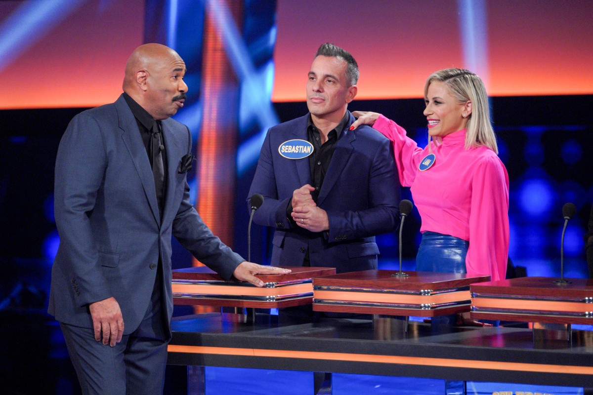 Sebastian Maniscalco and his wife Lana on Celebrity Family Feud