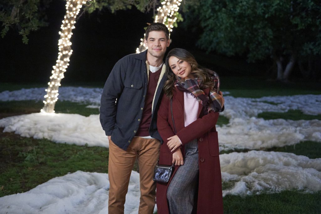 JEREMY JORDAN, JANEL PARRISH, HOLLY & IVY HALLMARK MOVIE