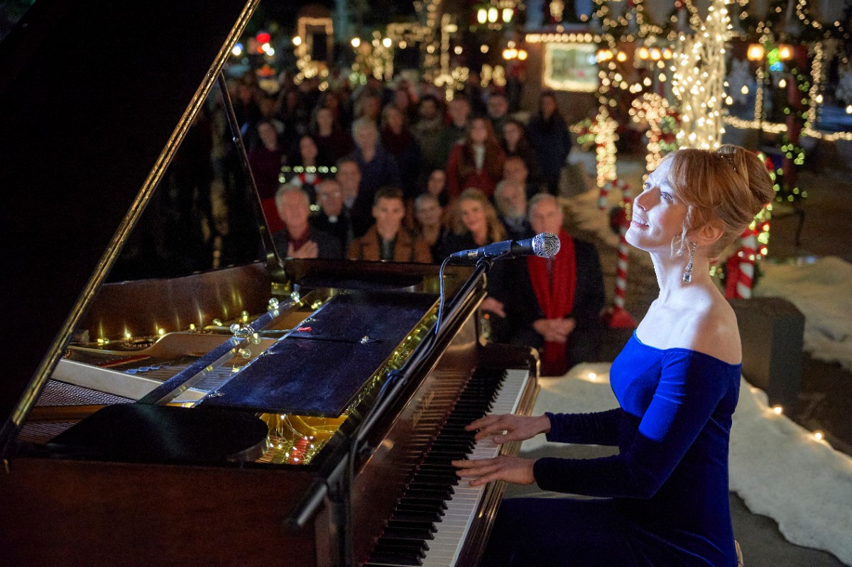 ALICIA WITT, CHRISTMAS TREE LANE