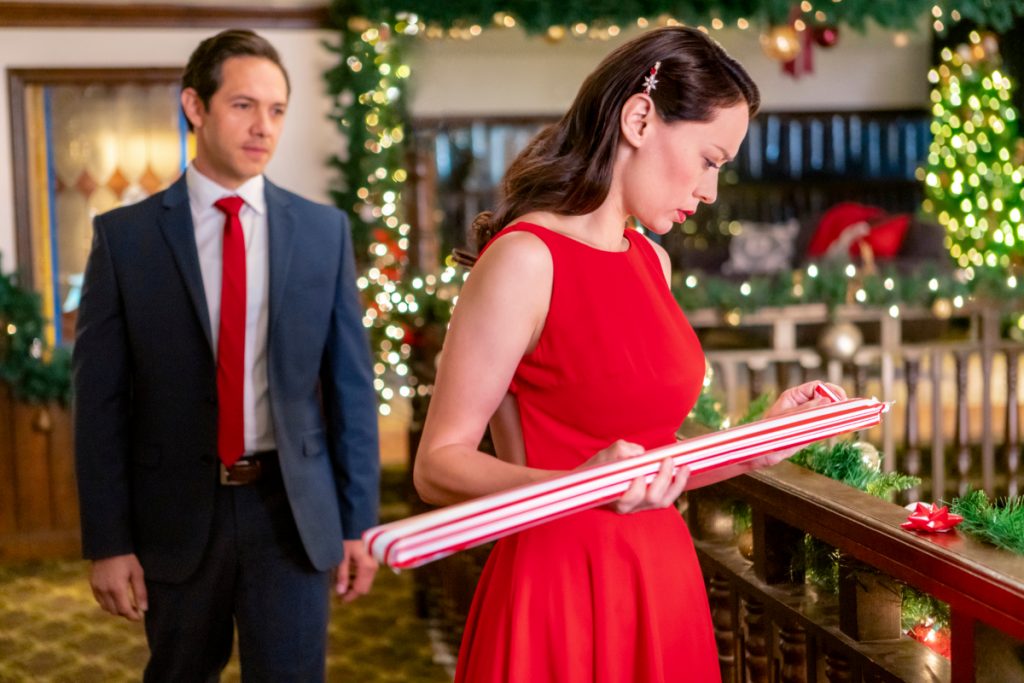 Kate (Lucia Micarelli) and Patrick (Michael Rady) from The Christmas Bow on Hallmark