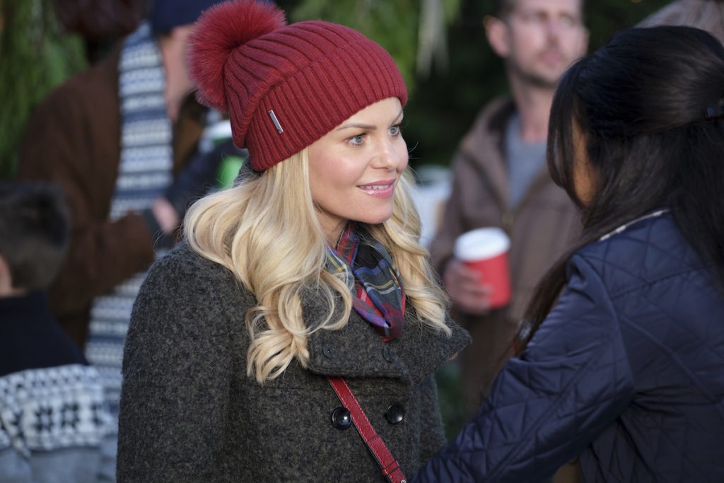 Get the Looks ‘If I Only Had Christmas’ Starring Candace Cameron Bure on Hallmark’s Clothing