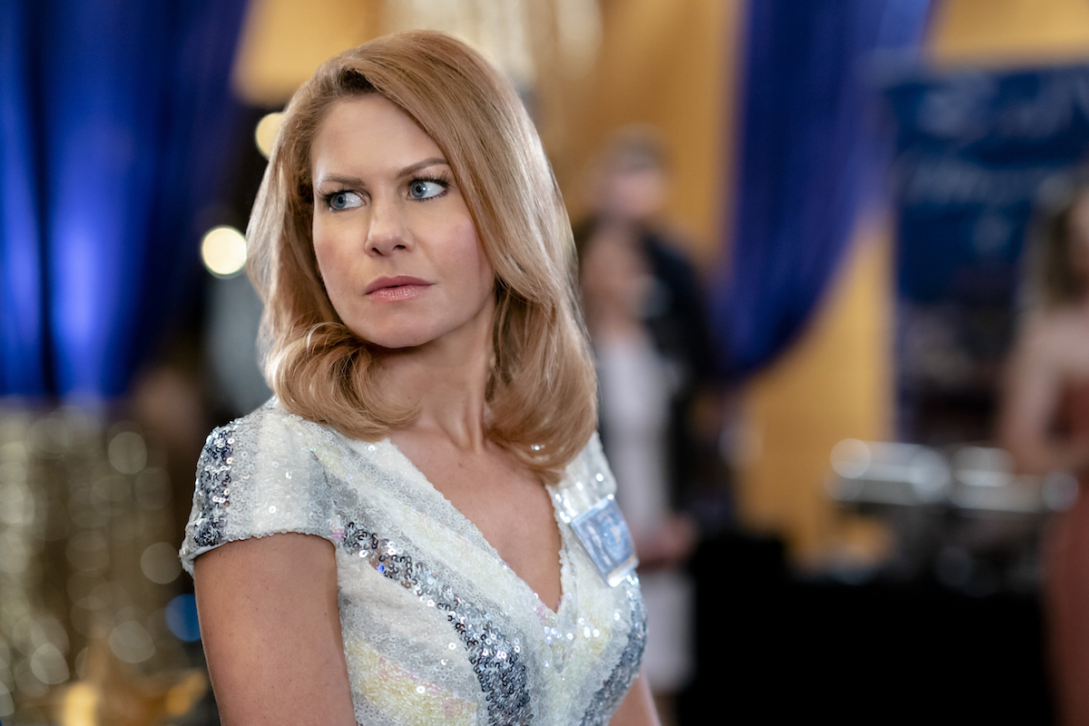 CANDACE CAMERON BURE, Aurora Teagarden Mysteries: Reunited and It Feels So Deadly
