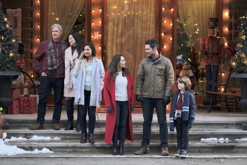 Get the Looks from ‘Coyote Creek Christmas’ on Hallmark Channel