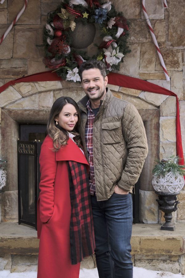 Coyote Creek Christmas Cast 