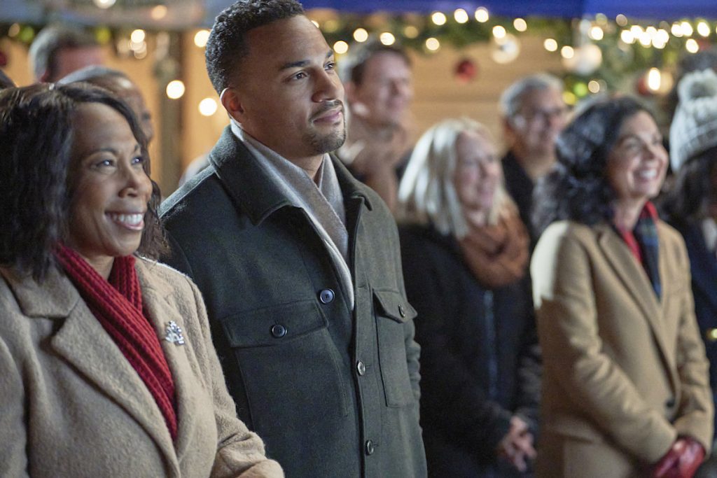 ‘A Christmas Treasure’ on Hallmark Channel: See Clothing + Get the Looks!