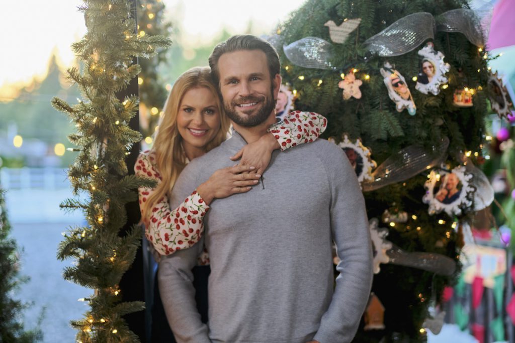 Candace Cameron and John Brotherton on The Christmas Contest Hallmark photo