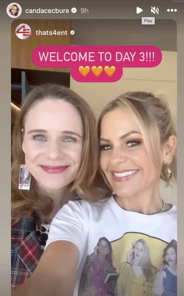 Andrea Barber and Candace Cameron Bure at the 90's Con in 2023